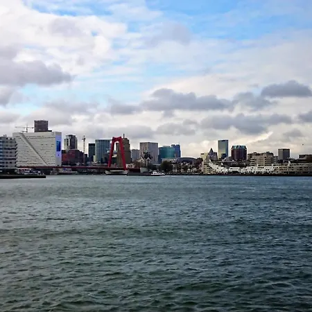 Botel Clair D'Etoile 阿姆斯特丹