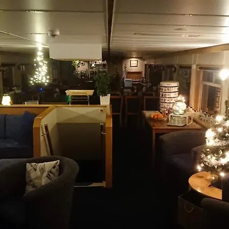 فندق Botel Clair D'Etoile