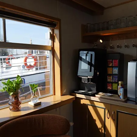 فندق Botel Clair D'Etoile