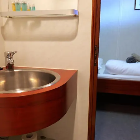 Clair D'etoile Hotel