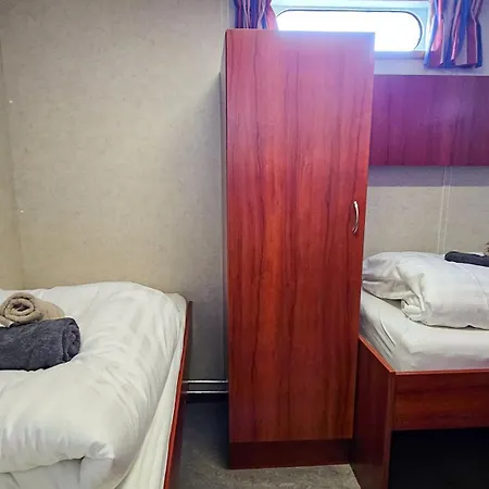 Hotel Botel Clair D'Etoile